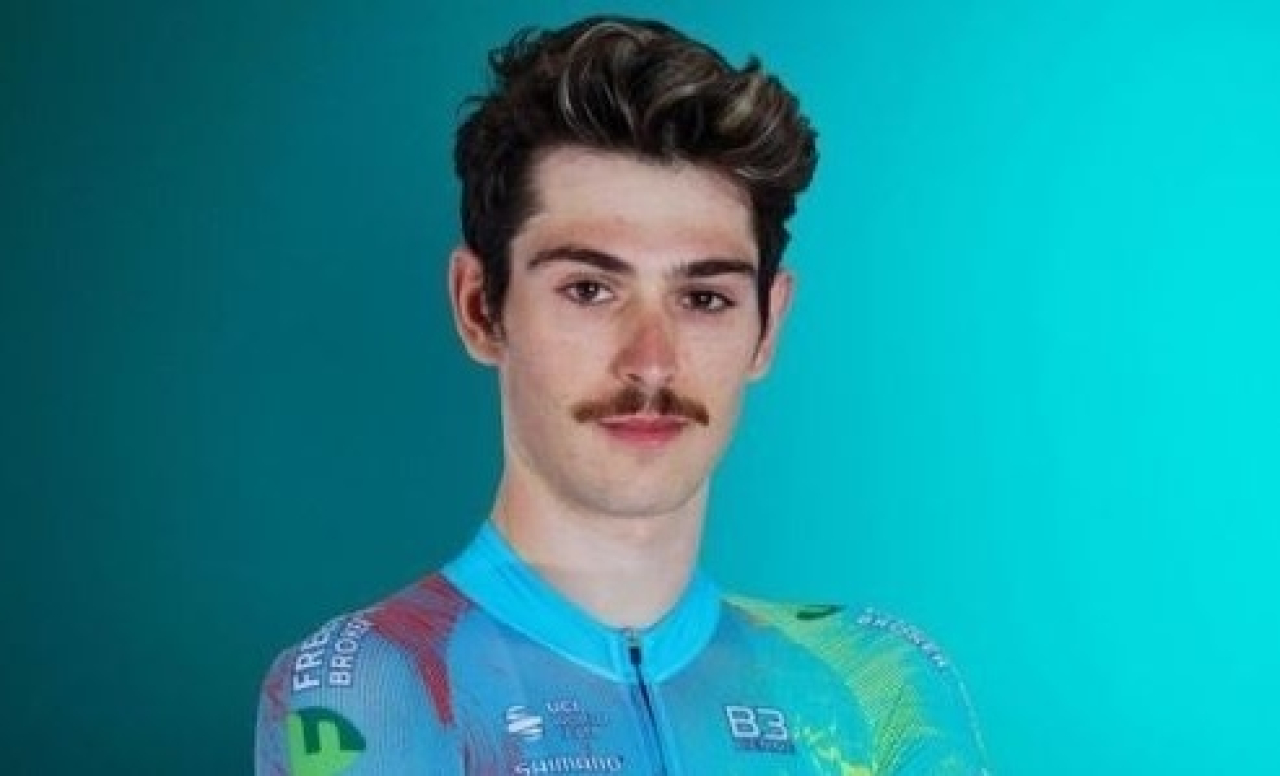 Гонщик «Астаны» занял место в 10-ке лучших III этапа «Джиро д’Италия»