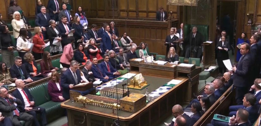 Лондон и Париж проведут саммит по Ормузу