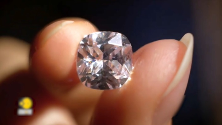 Цены на бриллианты снизились на 10% за год