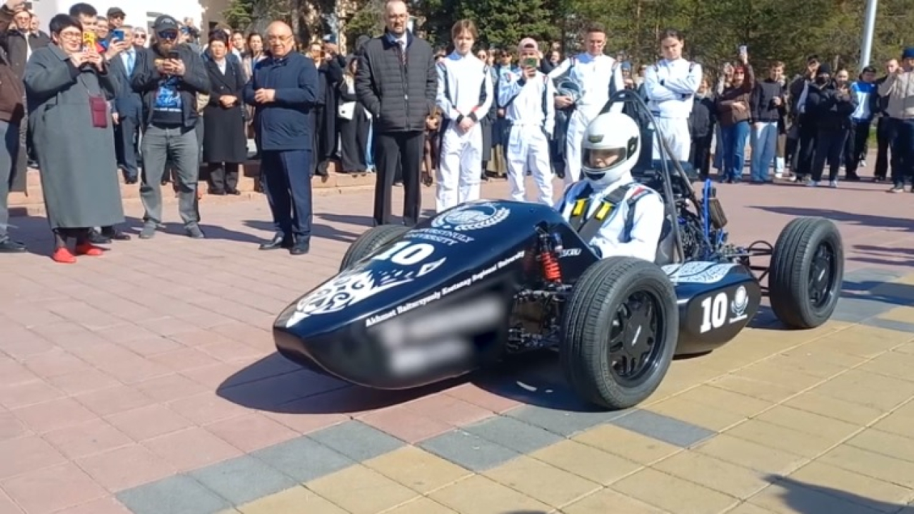 Гоночный болид спроектировали и собрали студенты в Костанае