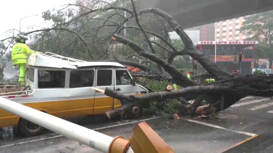 Сход оползней произошёл в Китае