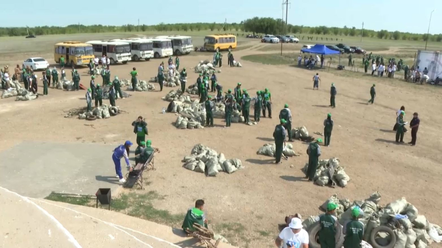 Ақтөбеде «JASYL CROSS 2025» экологиялық плоггингі өтті