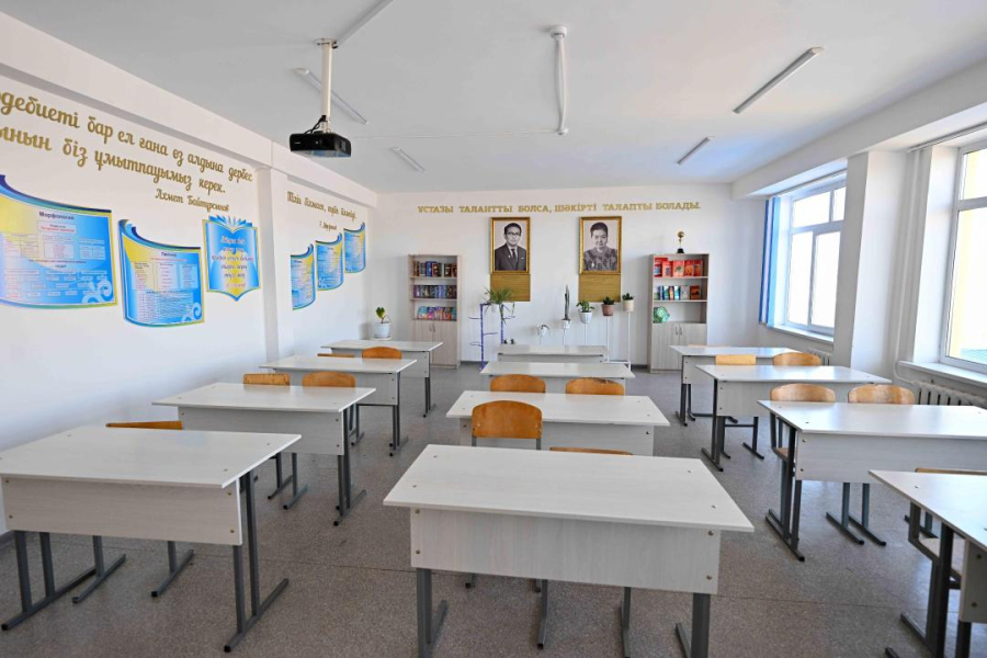 Берик Уали ознакомился с социальными и культурными объектами села Кайнар