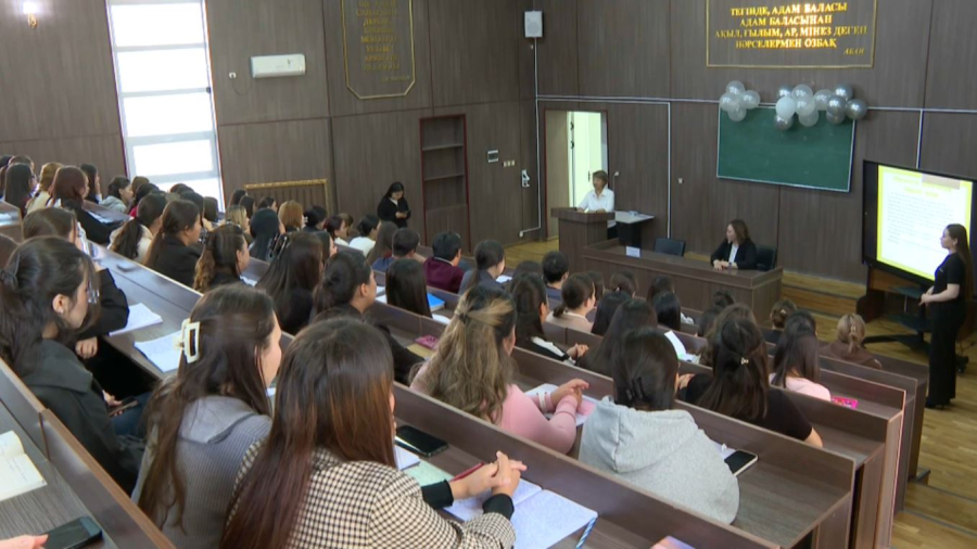 Таза Қазақстан»: экочасы проходят в вузах Кызылорды