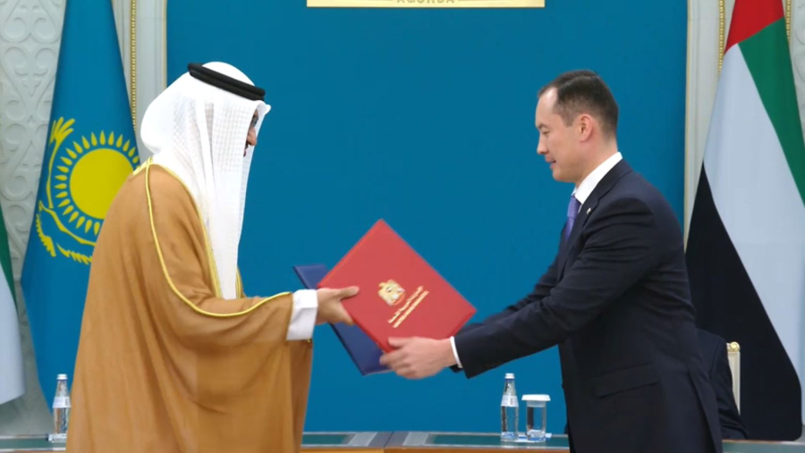 Тақ мұрагерінің ресми сапары: он бағытты қамтитын құжат алмасу өтті