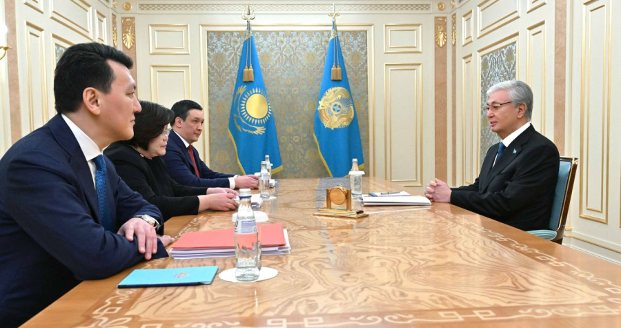 Президентке Конституциялық комиссия жұмысының нәтижелері жөнінде ақпарат берілді