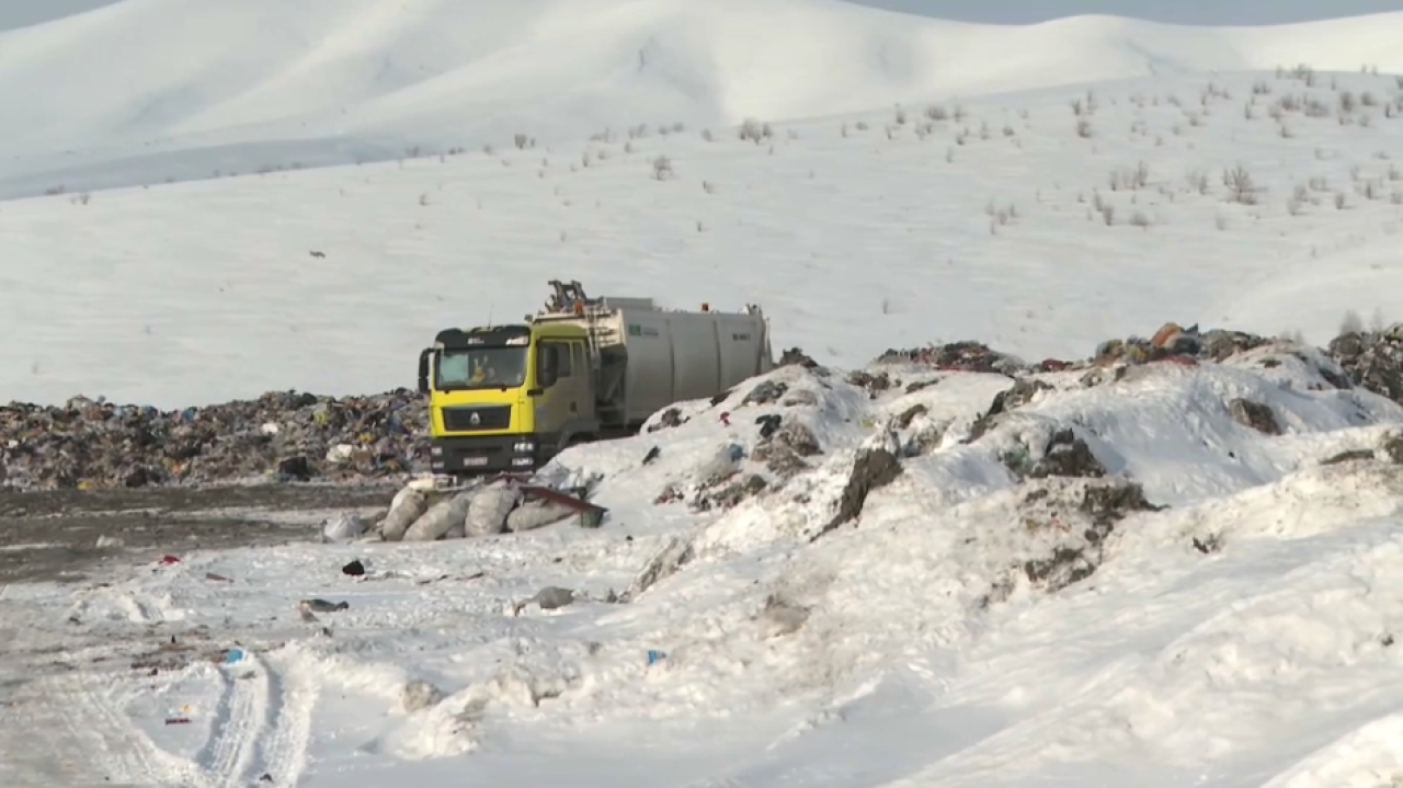 Старый мусорный полигон реконструируют в ВКО