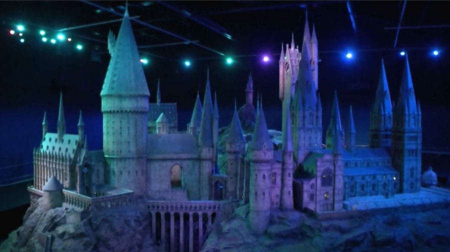 Борьба разворачивается вокруг покупки активов Warner Brothers Discovery