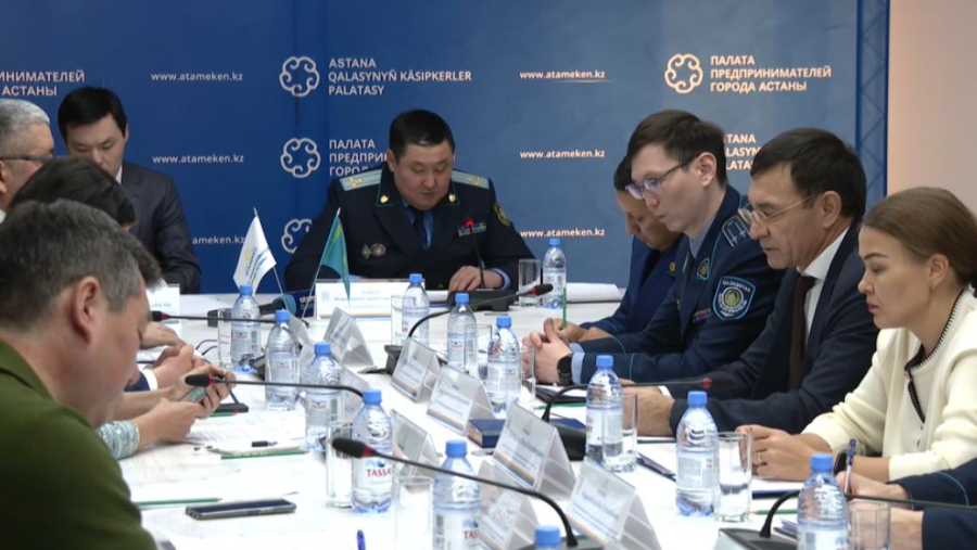 Маркетплейстер суық қаруды сатуды тоқтатады