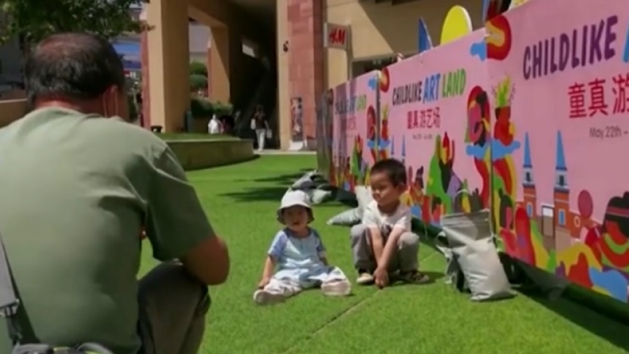 Китай и Япония бьют антирекорды по рождаемости