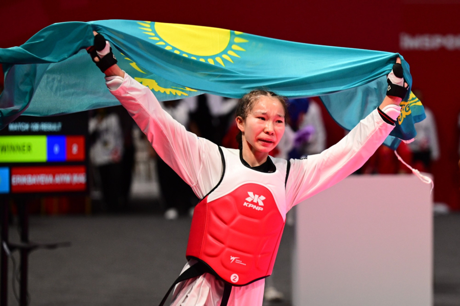 Айым Серикбаева завоевала золото юношеских Азиатских игр