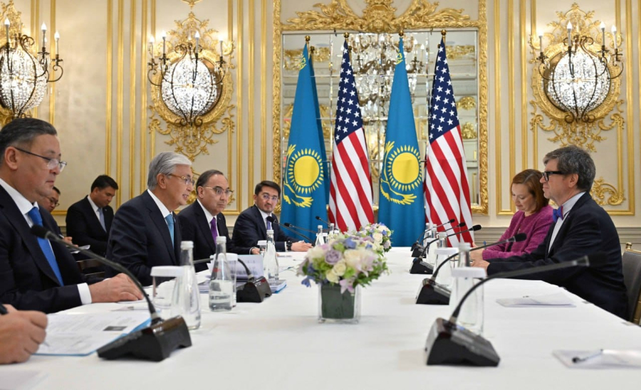 Токаев и вице-президент Meta обсудили развитие ИИ в Казахстане