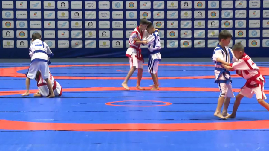 Қазақ күресінен балалар арасында ел чемпионаты өтеді