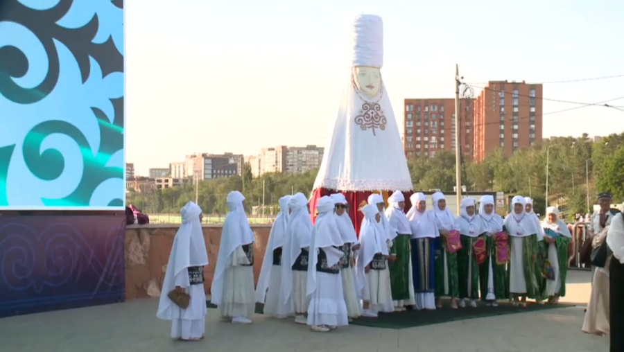 Алып кимешек халықаралық рекордтар кітабына енді