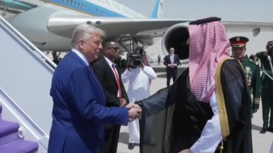 Трамп прибыл в Эр-Рияд в рамках ближневосточного турне