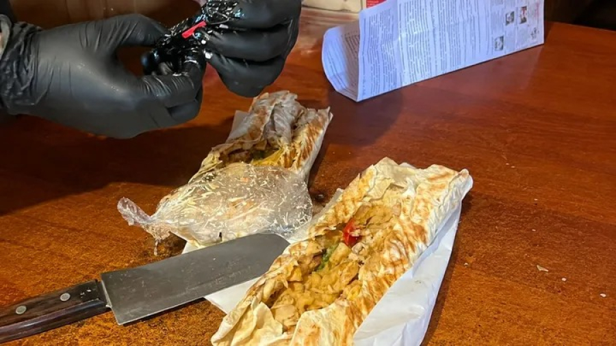 Телефон внутри донера пытались передать заключённому в Актобе
