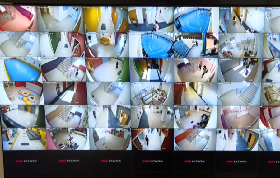 Камеры с ИИ выявляют буллинг в школах