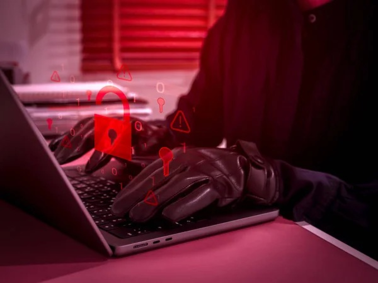 Астанада тұрғынды 17,6 млн теңгеге бопсалаған азамат 7 жылға сотталды
