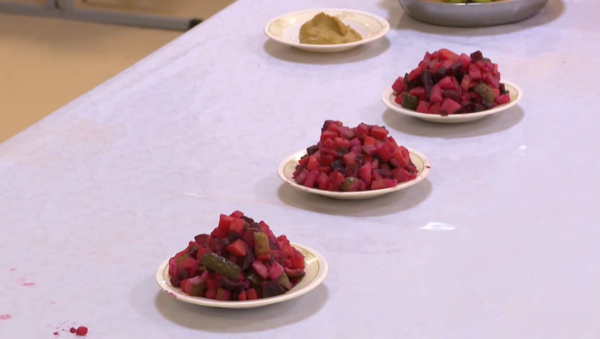 Отар гарнизонындағы үздік сарбаздар ата-аналарымен кездесті