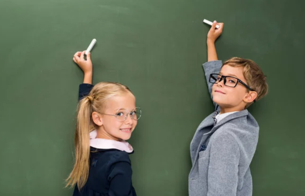 Сколько нужно денег, чтобы подготовить ребёнка к школе