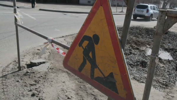 Дороги «растаяли» вместе со снегом в Павлодаре