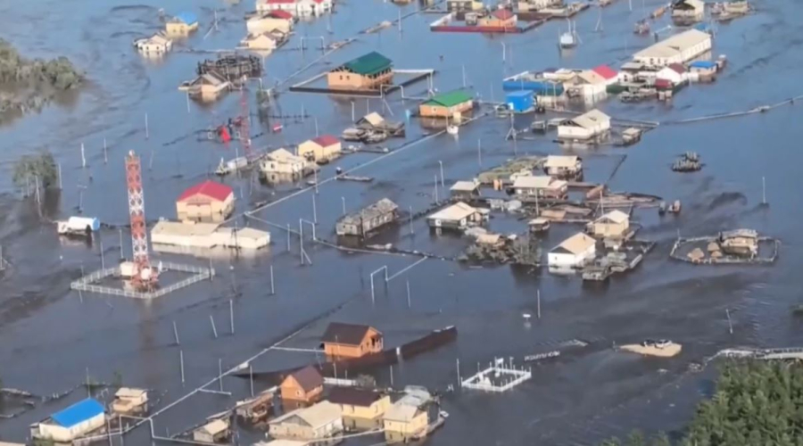 Сильные дожди вызвали наводнение в Якутии