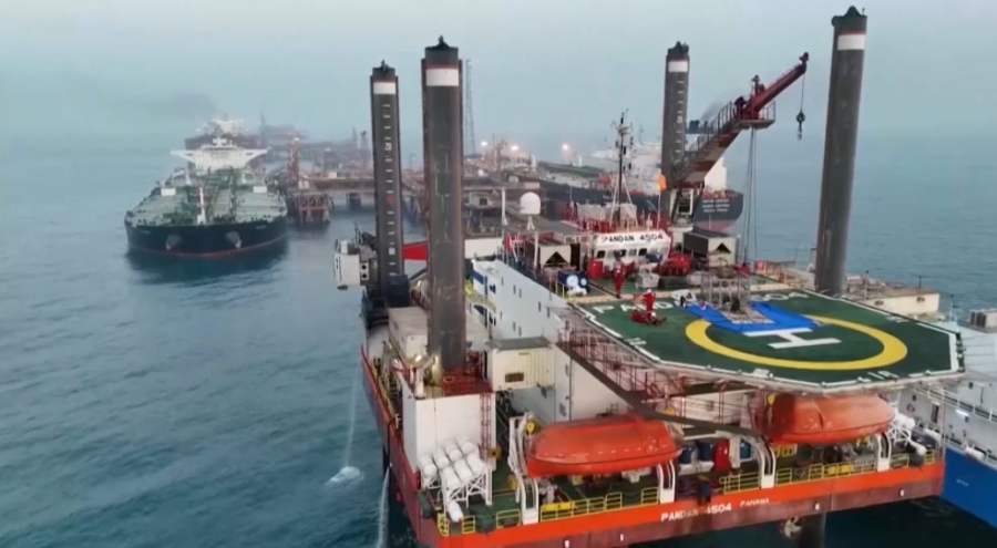 Глава IATA: дефицит топлива продлится месяцы