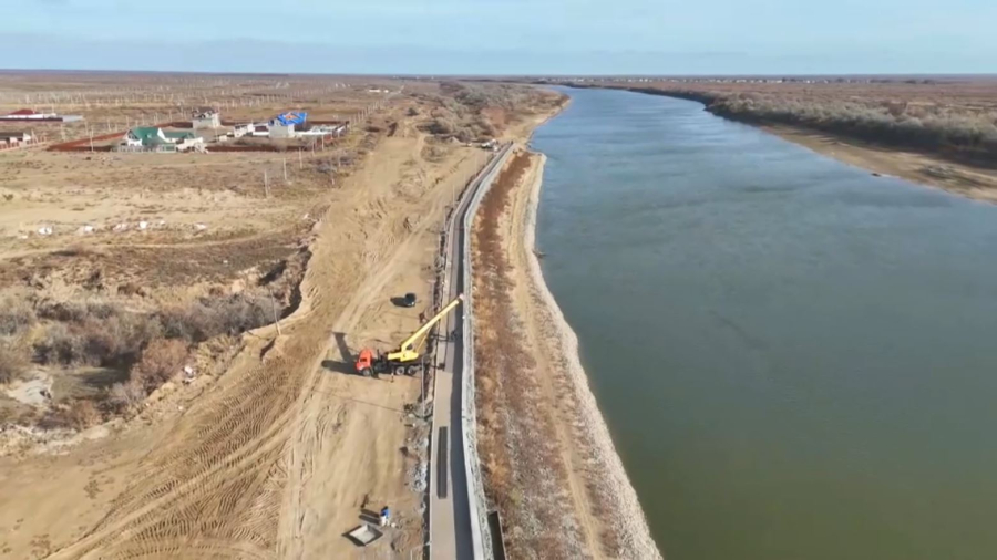 Тасқын қаупі: Жайық жағасы бекітіліп жатыр