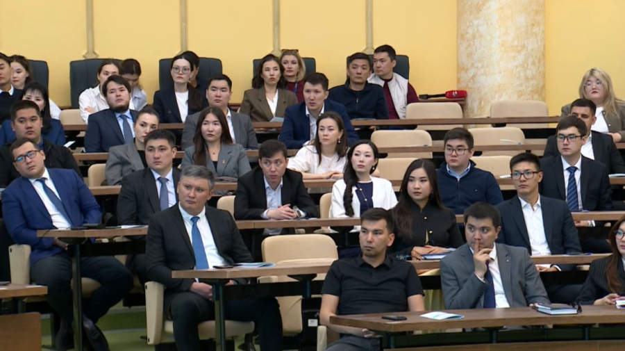 1 маусымнан бастап Президенттік жастар кадр резервіне кезекті іріктеу басталады