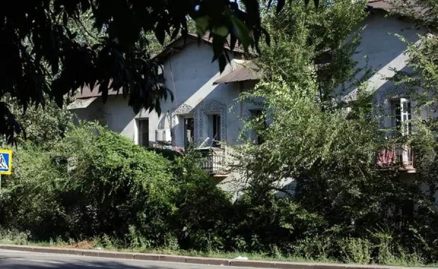 Алматыда алдағы бес жылда сүрілетін үйлердің тізімі белгілі болды