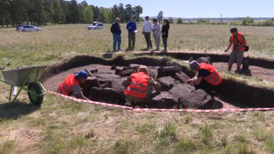 Ақмола облысында археологтар құнды жәдігерлер тапты