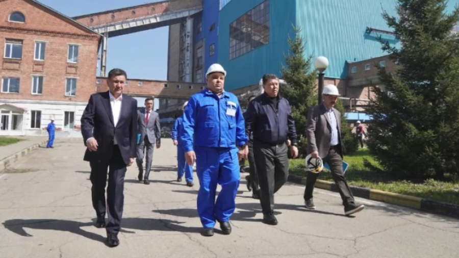 Бозумбаев посетил стратегические объекты энергетики Усть-Каменогорска