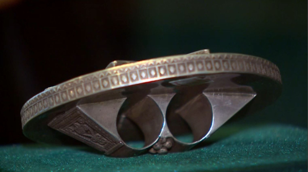 Зер қадірін зергер білер