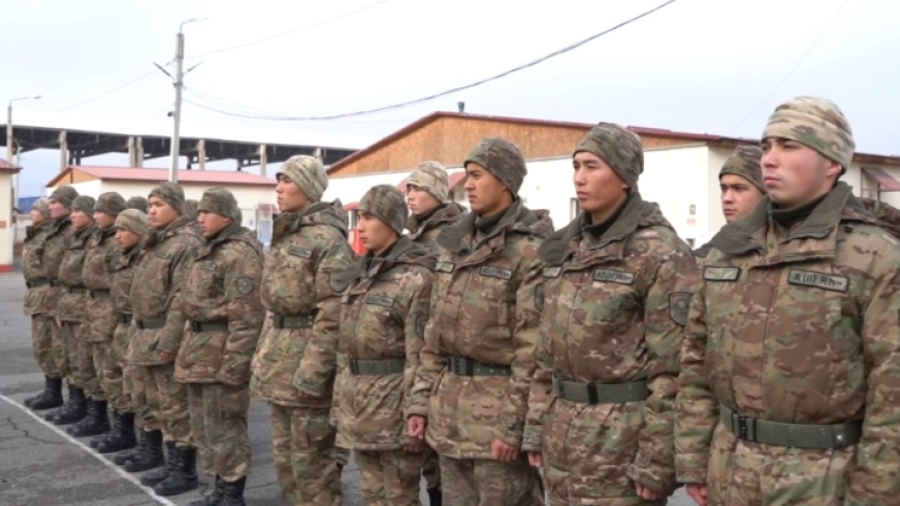 Пять пар близнецов одновременно служат в Таразском гарнизоне