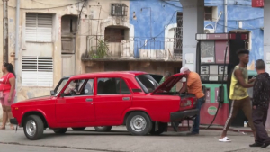 Цены на бензин в пять раз повысят власти Кубы