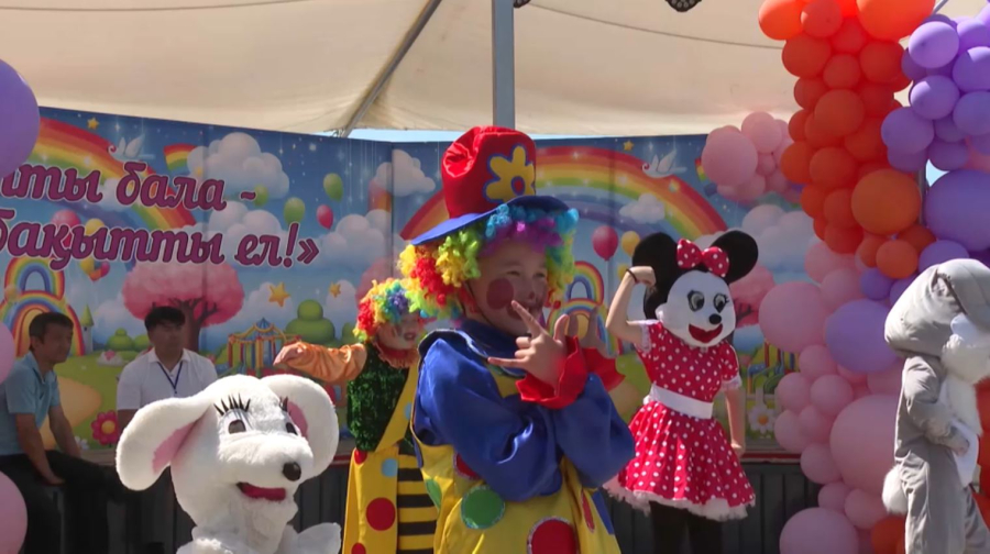 Жамбыл облысында балалар мерекесіне орай 100-ден аса шара өтті