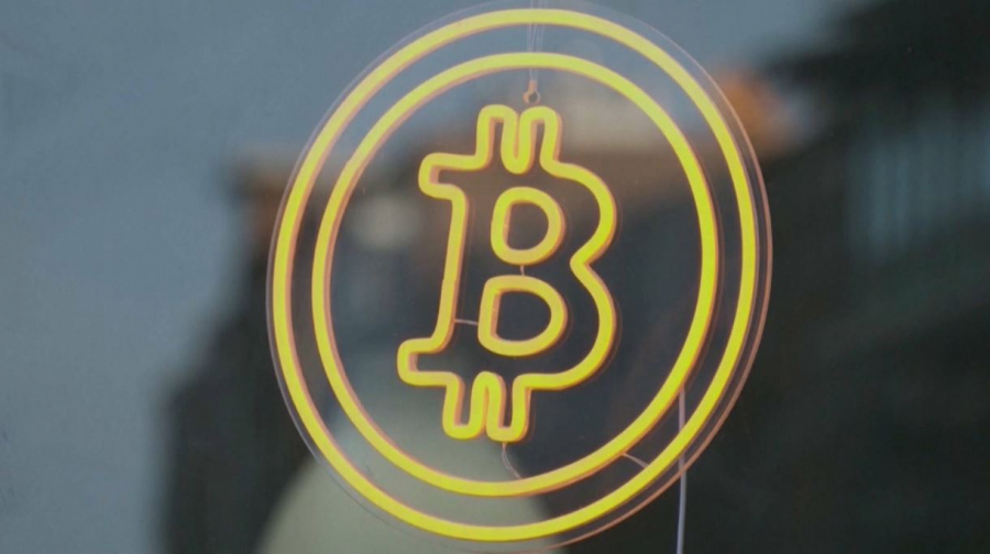 Курс биткоина впервые в истории торгов превысил $100 тысяч0