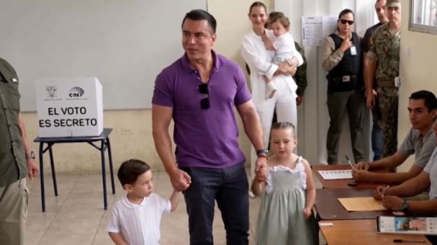 Действующий президент Эквадора победил на выборах главы государства – ЦИК 