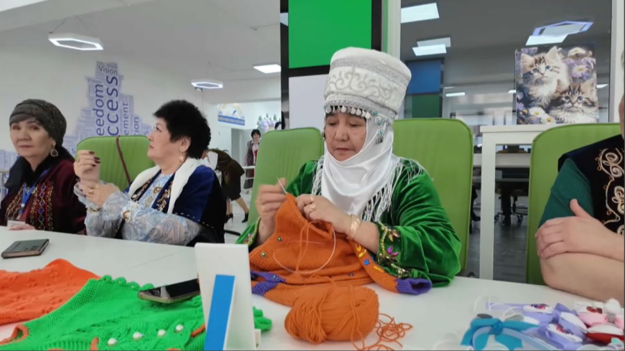 СҚО-да ісмер әжелер бұйымдарын онлайн саудалайды