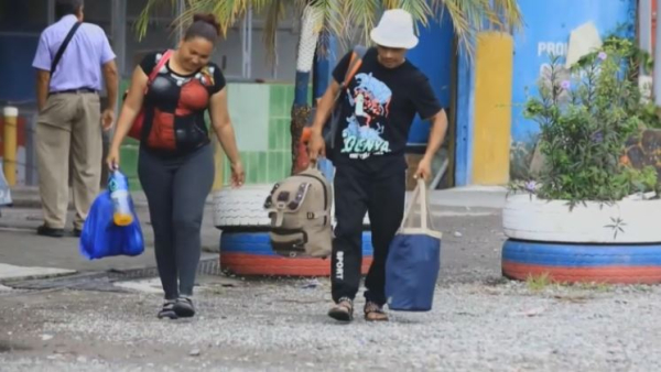 Приложение для «самостоятельной депортации» мигрантов запустили в США