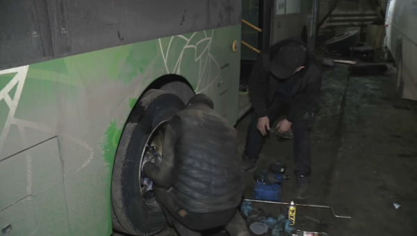 Автобусы ломаются из-за плохого состояния дорог в Усть-Каменогорске