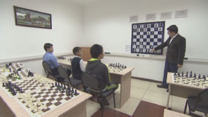 Шахматы рассматривают как обязательную школьную программу