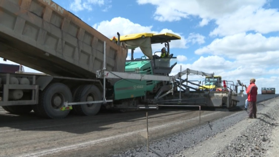 Какие трассы планируют ремонтировать в Казахстане в 2026 году