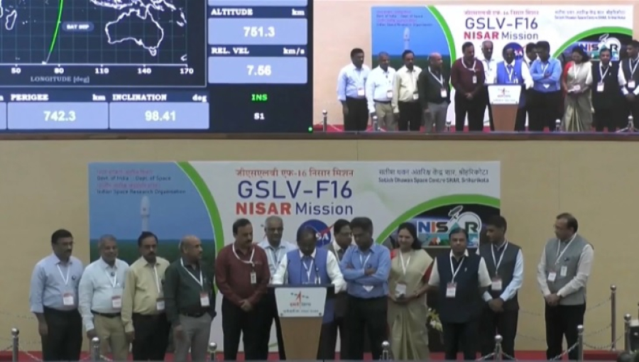 Индия и США успешно запустили совместный спутник