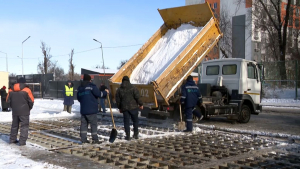 Алматыда 24 мың текше метр қар ерітілді