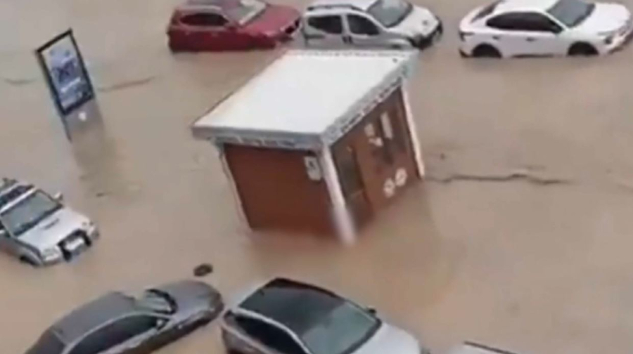 Наводнение в Турции: затоплены больше 40 районов в Трабзоне