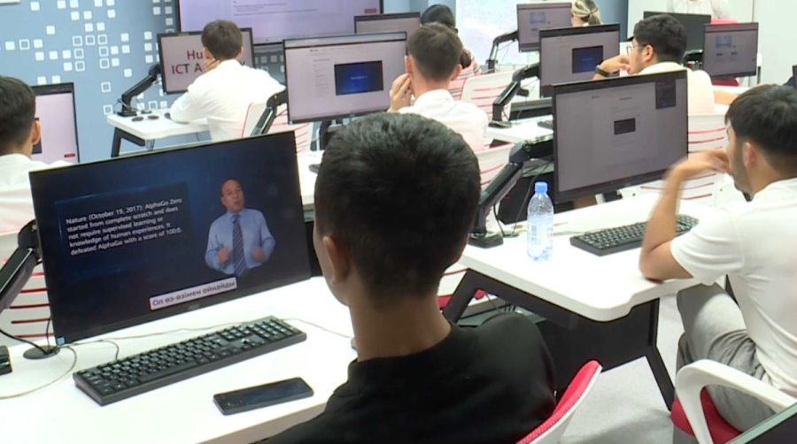 Талдықорғандық студенттер жасанды интеллектіні меңгере бастады