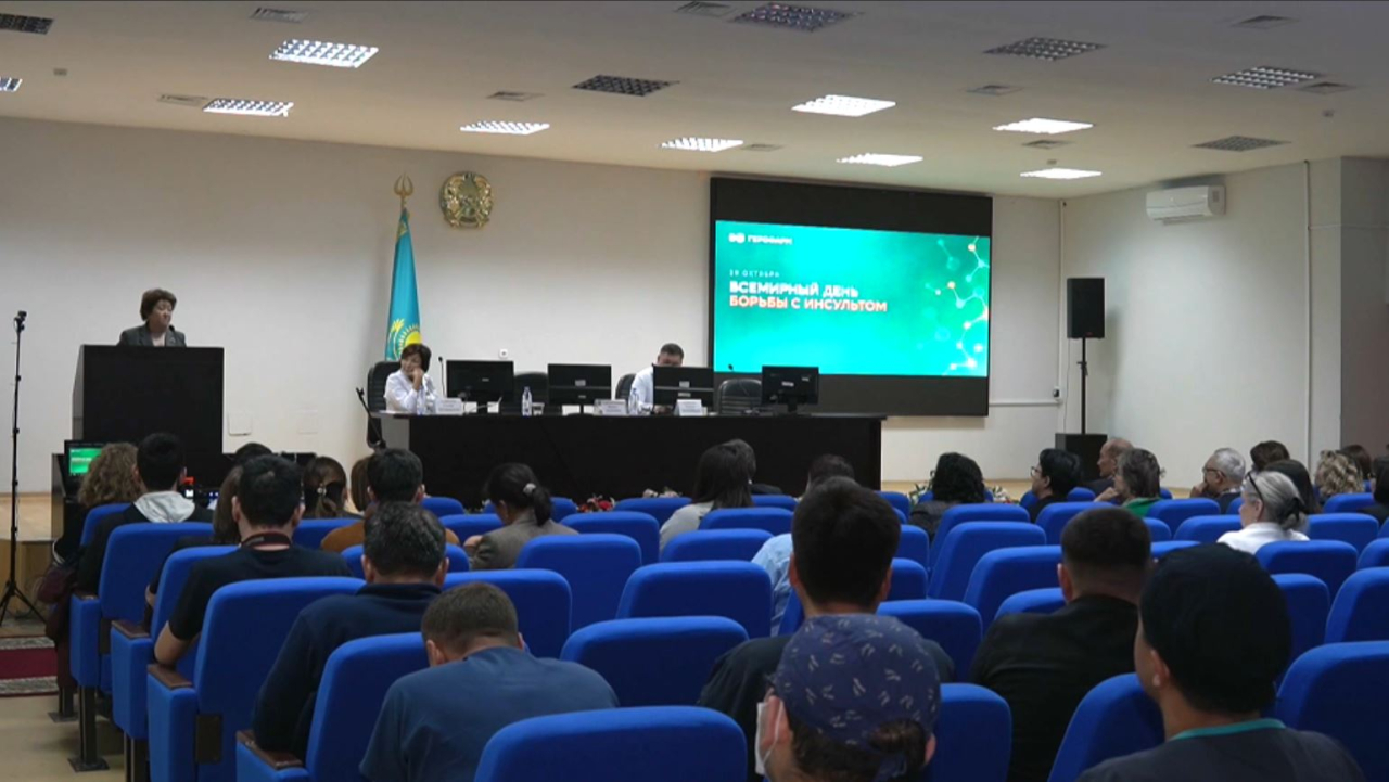 Семейдегі инсульт орталығына тәулігіне 15 науқас түседі