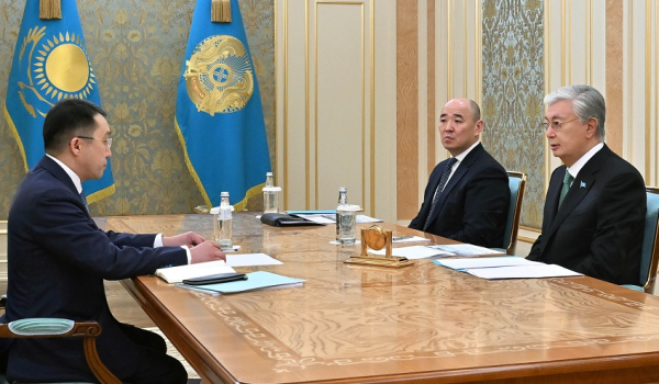 Глава государства дал ряд поручений министру транспорта