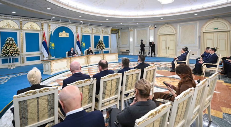 Сенімге негізделген саяси диалог